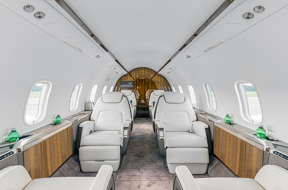 Challenger 300 Interior